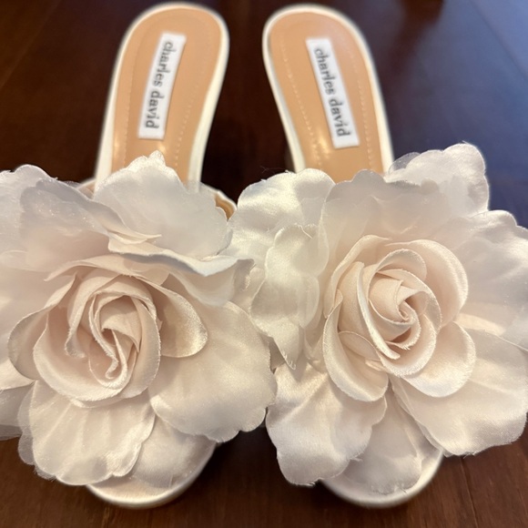 Ivory Bridal Flower Heels - Picture 13 of 13